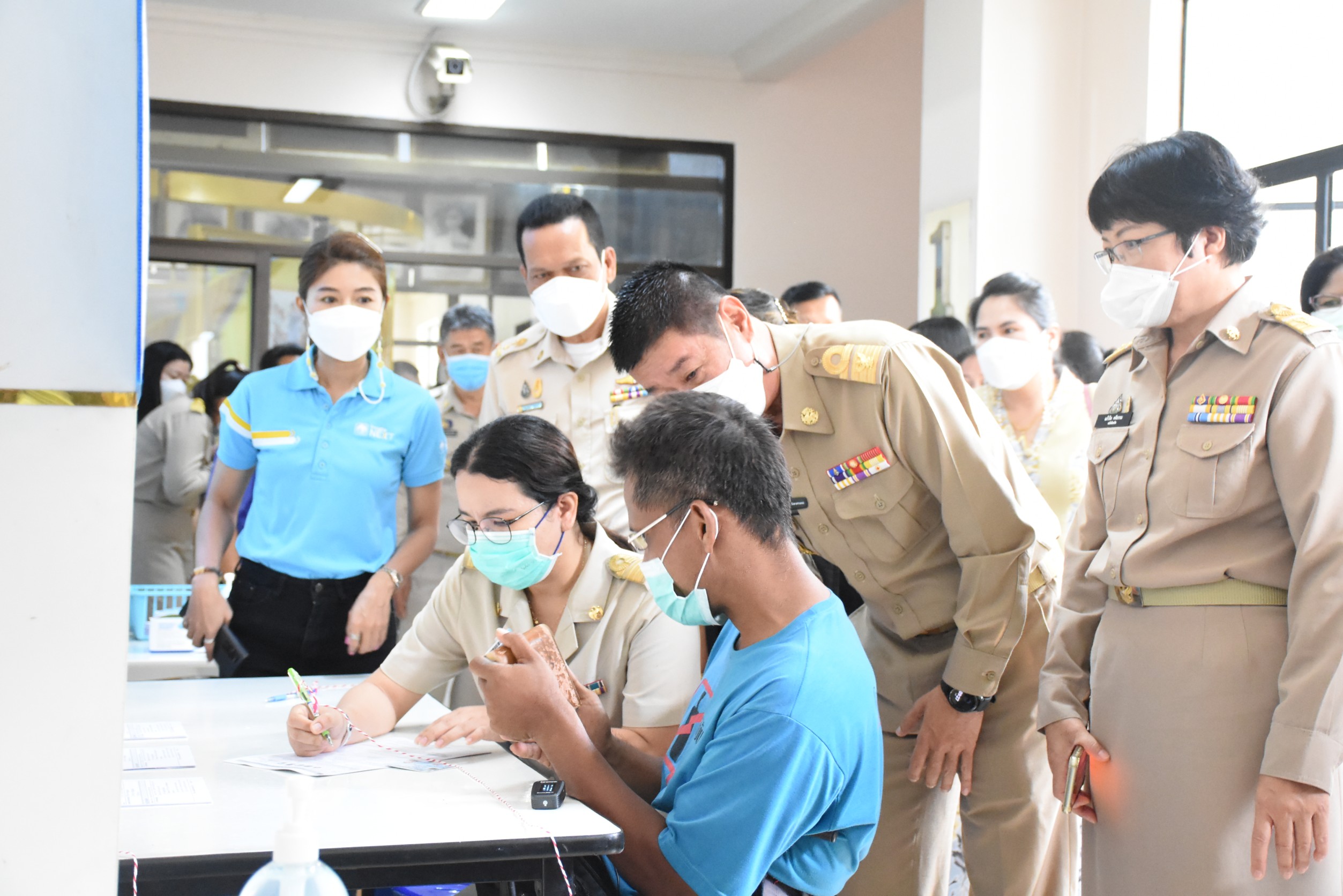 ผู้ว่าฯตรัง เปิด “โครงการลงทะเบียนเพื่อสวัสดิการแห่งรัฐ 