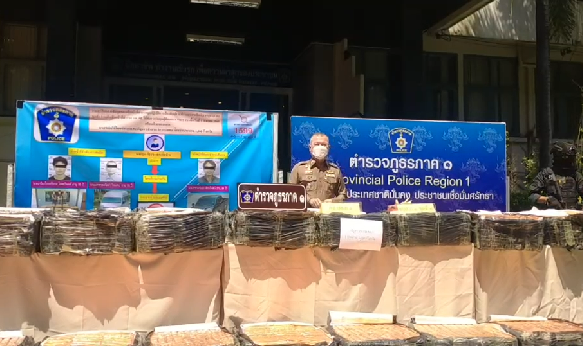 ภาค 1 สนธิกำลัง ตำรวจสระบุรี-ลพบุรี และ บก.ปส. รวบ 3 ผตห.  ยึดกัญชาแห้งอัดแท่ง 1,000 กก.