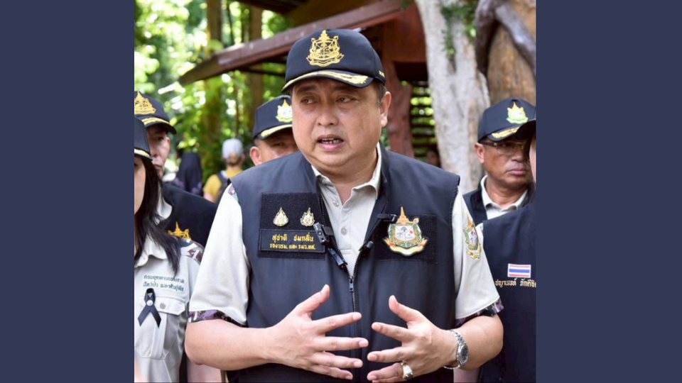 “รองนายกฯ สุชาติ” ระดมทีมกู้ภัยทางน้ำ 15 ทีม–เรือ 25 ลำ ลงพื้นที่ช่วยผู้ประสบอุทกภัยภาคใต้ ตลอด 24 ชั่วโมง