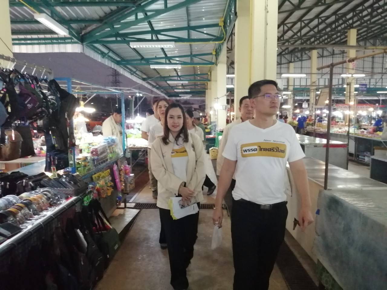 "ไทยศรีวิไลย์"ลุยหนัก ลงพื้นที่หาเสียงหนองบัวลำภู - สกลนคร 'มงคลกิตติ์' ย้ำขอให้ปชช.เชื่อมั่นในพรรค