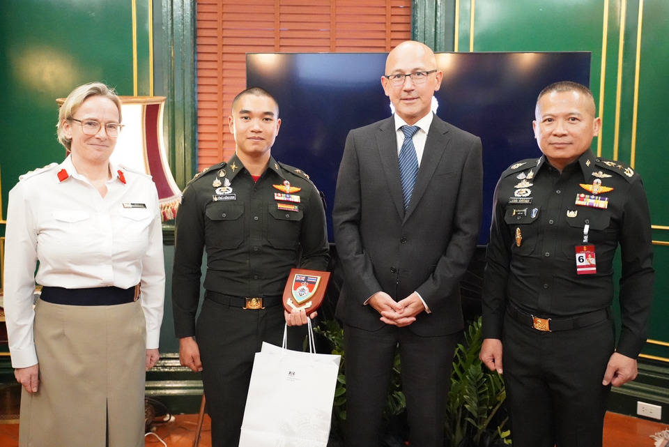 เอกอัครราชทูตสหราชณาจักร จัดพิธีเพื่อเป็นเกียรติแก่ “ร้อยโท รวิชญ์” ผู้คว้ารางวัล International Sword จาก Sandhurst