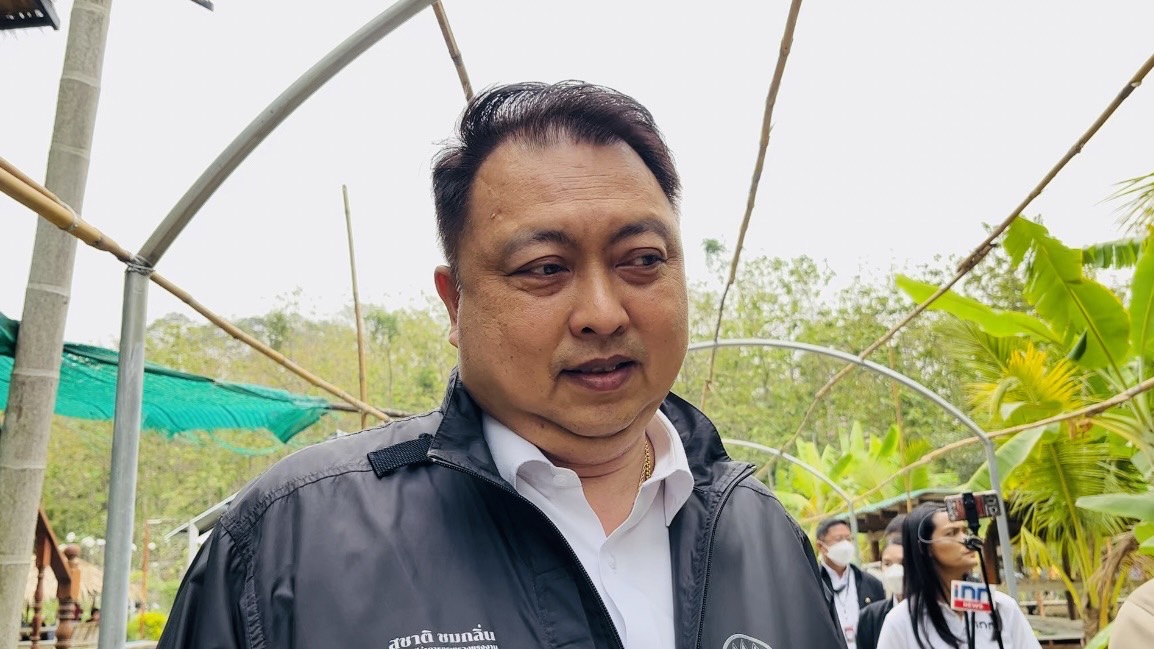 "สุชาติ" ไม่กดดันหาเสียงพื้นที่ภาคตะวันออก บอกกระแสตอบรับรทสช.ดี ทุกคนรัก “ลุงตู่” 