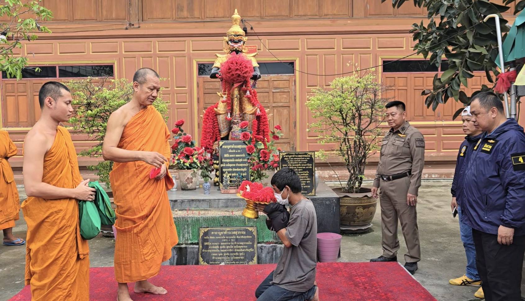 สืบมีนบุรี รวบโจรจอมฉกตู้บริจาควัดแสนสุข ริมคลองแสนแสบมีนบุรี สารภาพฝันว่า “ท้าวเวสสุวรรณ"มาท้วงไม่เชื่อถูกจับ
