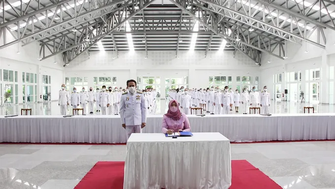 พระตำหนักทักษิณราชนิเวศน์เปิดให้ประชาชนร่วมลงนามถวายพระพรชัยมงคล