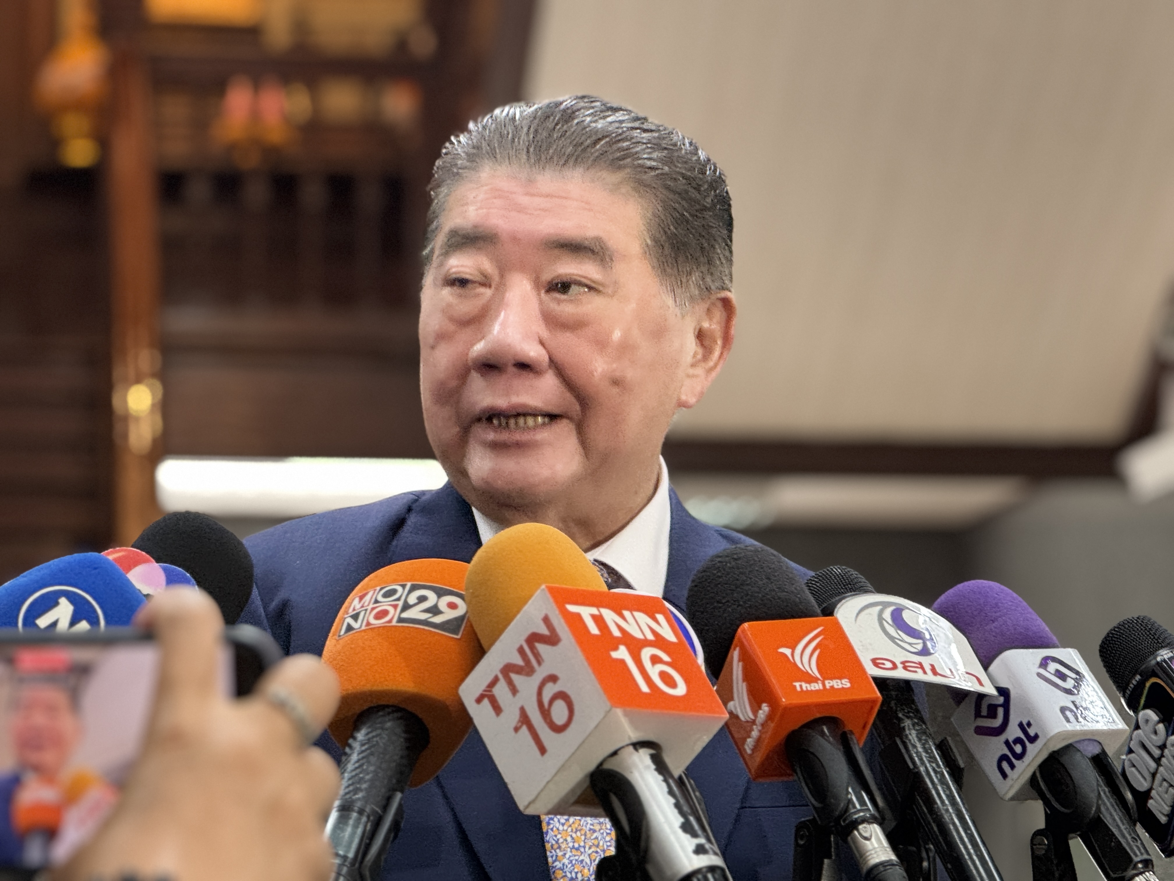 “ภูมิธรรม” เผย เตรียมนำคำชี้แจง “อธิบดีกรมที่ดิน“ ปมเขากระโดงให้ คกก.ตรวจสอบ ชี้ หากถูกต้องก็จบ ยันไม่ได้กลั่นแกล้ง-ขู่เข็ญ