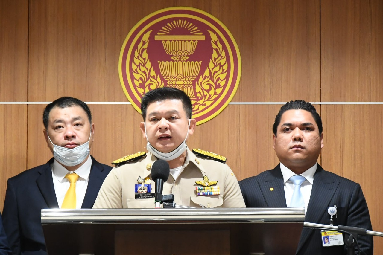“สิระ”ขู่“บอส กระทิงแดง”เบี้ยวแจง กมธ.กฎหมาย เกิน 2 ครั้งเจอคำสั่งเรียก-ดำเนินคดี  