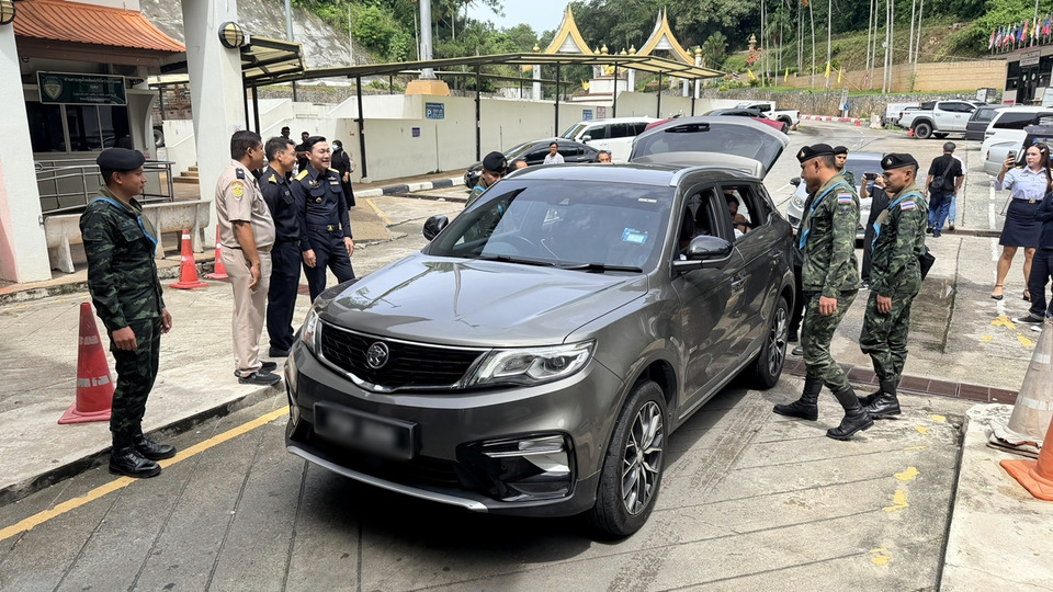 ศุลกากรเบตงสนธิกำลังเข้มชายแดน ยึดสินค้าหนีภาษี ปกป้องเศรษฐกิจไทย
