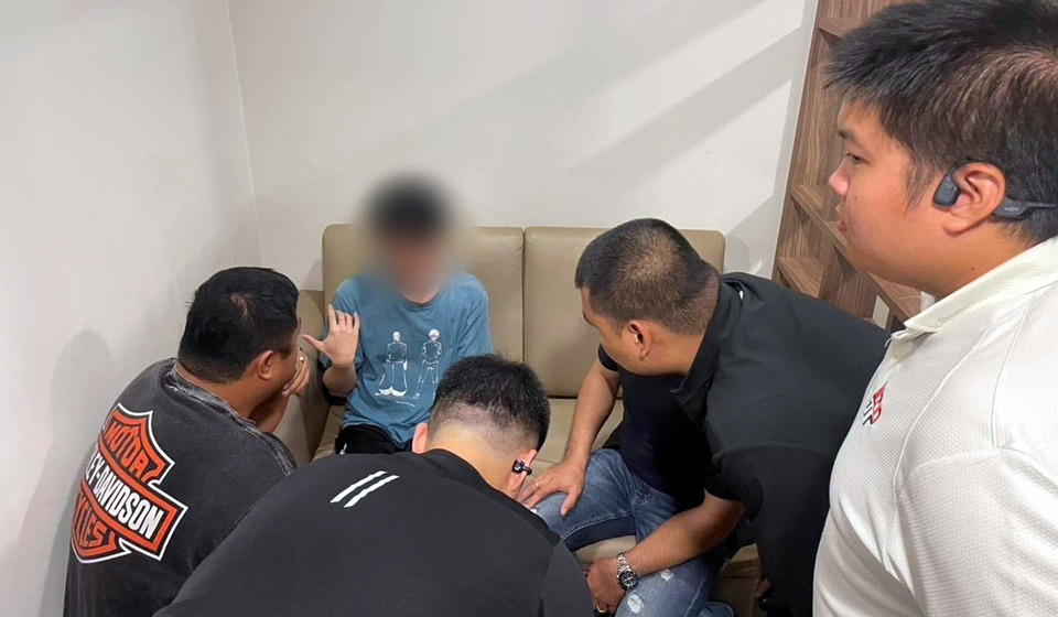 ACSC ช่วย นศ.ชายเหยื่อคอลเซ็นเตอร์ หลอกเอี่ยวคดีฟอกเงิน บังคับกักตัว–เรียกค่าไถ่ทิพย์ สูญกว่า 1 ล.