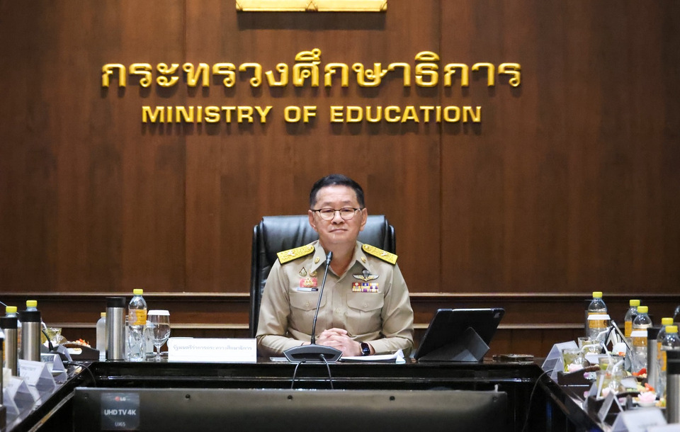 สกสค. ขานรับนโยบาย ศธ. ตรึงราคาสินค้า ผนึกกำลังรัฐ–เอกชน ลดภาระผู้ปกครอง ลดราคาสินค้ากว่า 50%