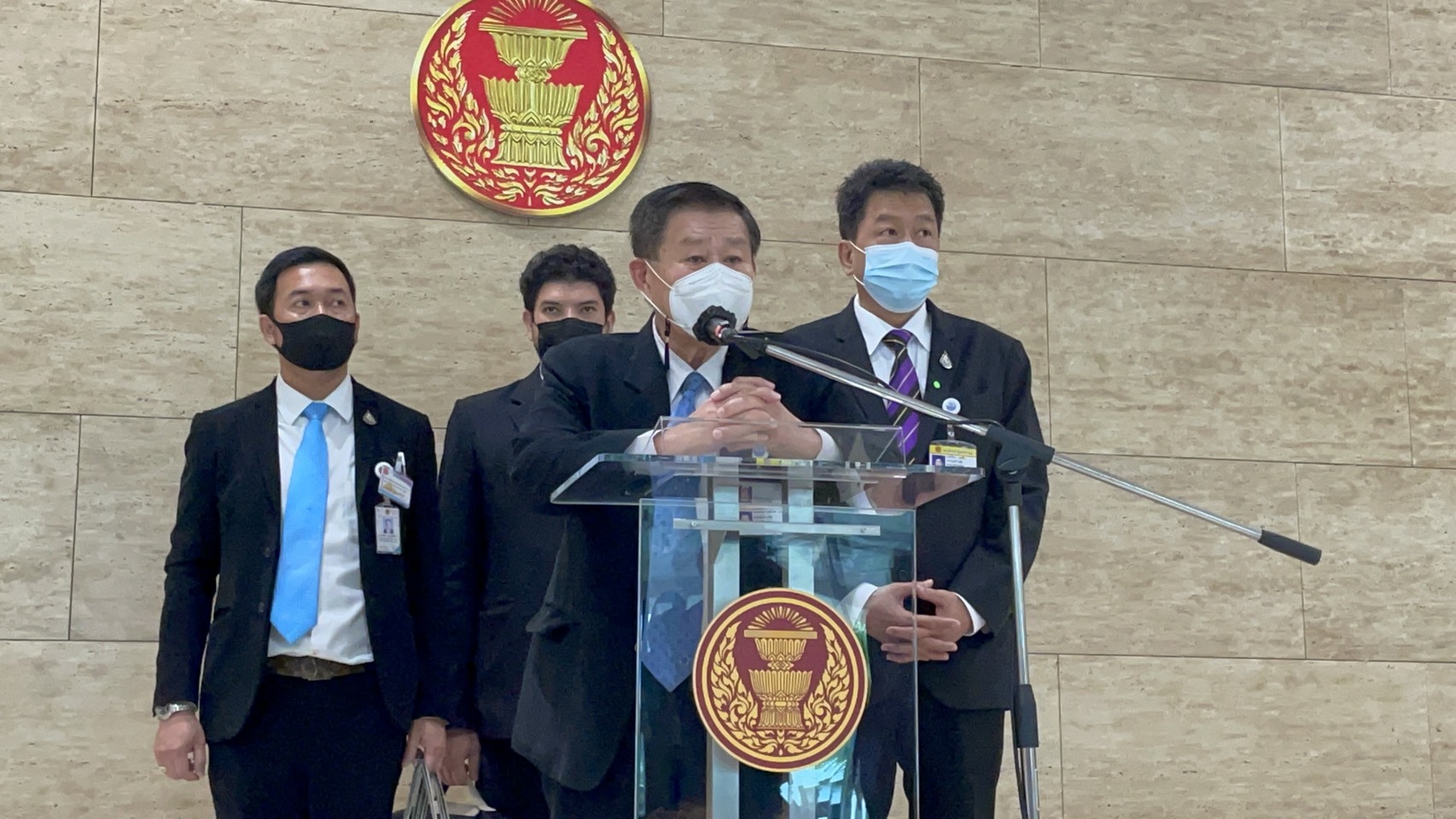 "เสรีพิศุทธ์" ยังกั๊กโหวตแก้รธน. รื้อระบบเลือกตั้งกลับไปใช้บัตร 2 ใบ มั่นใจครั้งหน้า บัตรใบเดียวเสรีรวมไทยได้ ส.ส.เพิ่ม