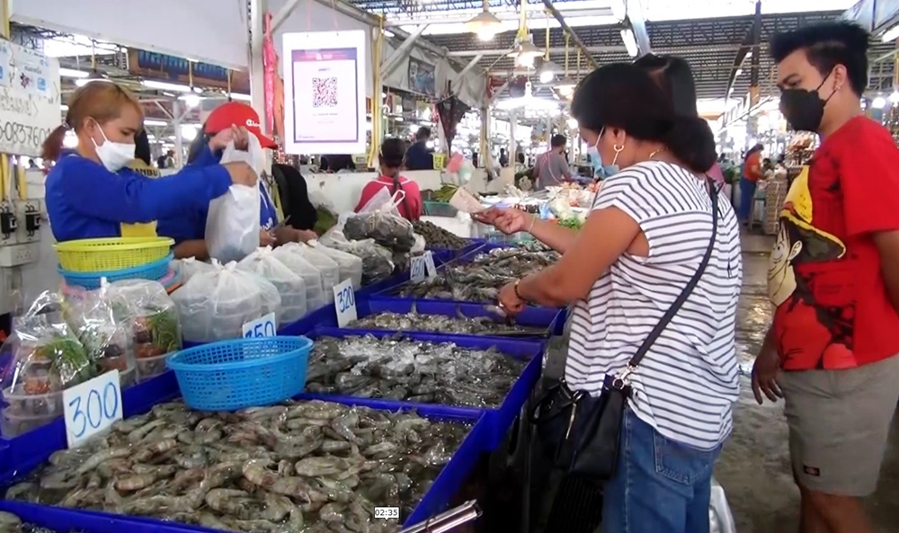 พิษน้ำมันแพง! ร้านอาหารทะเลบุรีรัมย์ แบกรับต้นทุนสูง ยอดขายลดกว่าครึ่ง วอนรัฐเร่งแก้