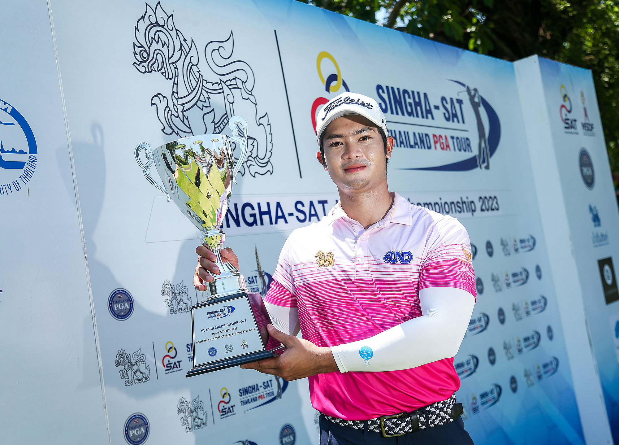 "แสงชัย" ซิวแชมป์ที่สอง "สิงห์-เอสเอที ไทยแลนด์พีจีเอทัวร์" แมตช์เปิดซีซั่นที่หัวหิน