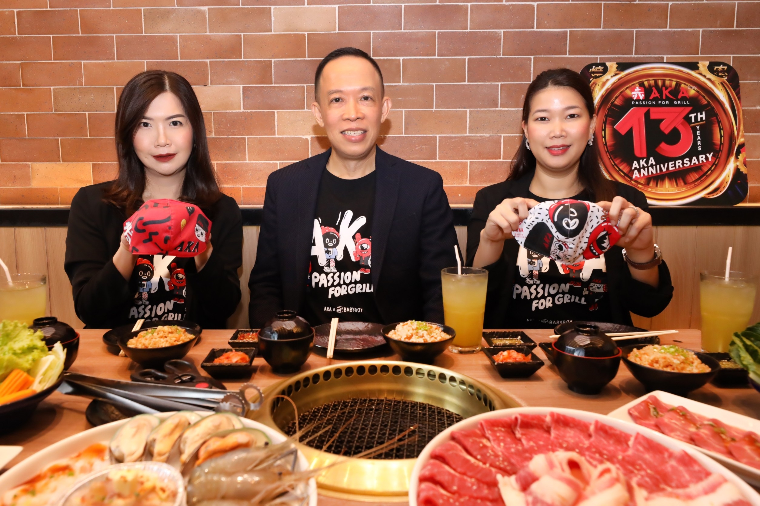 เซ็นกรุ๊ปจัดฉลองครบรอบ 13 ปี ชู Meat Lover Buffet 313+ และ อากะ ยากินิกุเดย์ รับสิทธิ์ปิ้งย่างมื้อสุดพิเศษ 