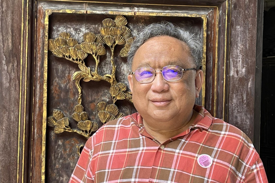 เปิดบทกลอน "ธงทอง จันทรางศุ" น้อมถวายอาลัย "พระบรมราชชนนี พันปีหลวง"สวรรคต