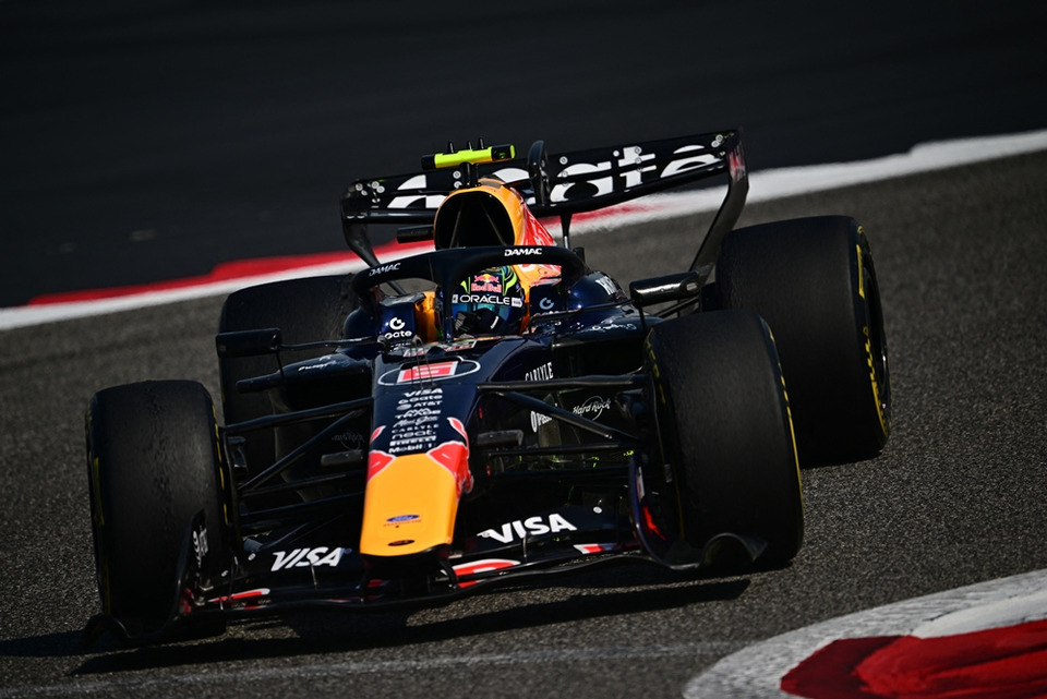 "Red Bull" เปิดของใหม่! "อิซัค ฮัดจาร์" ลุยทดสอบรถ "RB22" หลังอัปเกรด "แอโรไดนามิก" ชุดใหญ่ที่บาห์เรน