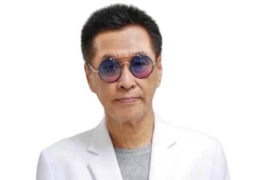"หมอธีระวัฒน์" เตือน "บิดสะบัดคอ" เสี่ยงอัมพฤกษ์ แนะวิธีแก้เมื่อยด้วยตัวเอง