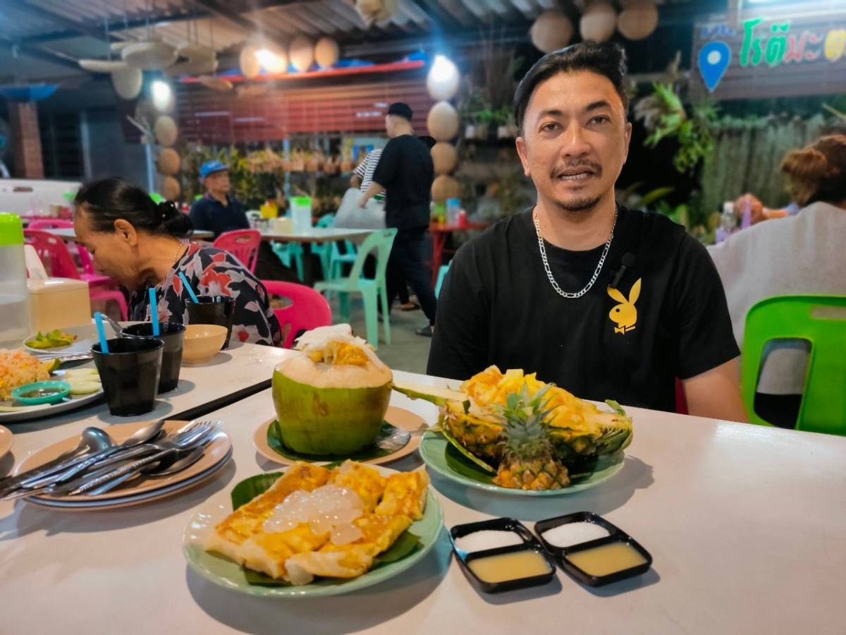 ร้านโรตีเจ้าเก่าแก่สตูล  ปรับตัวตามภาวะเศรษฐกิจ   