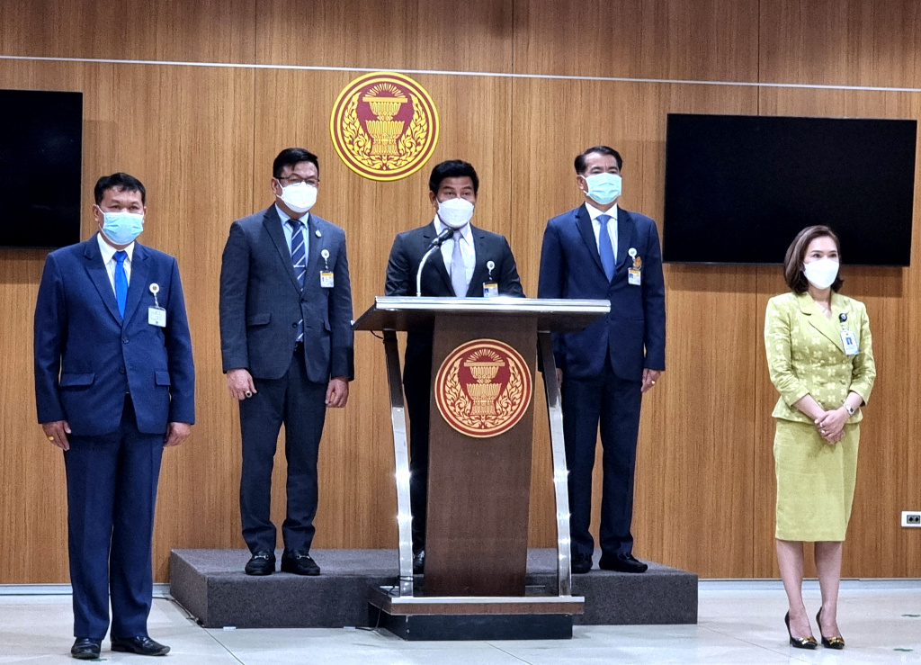 กมธ.ตำรวจ เผยตร.สรุปสำนวนคดี "บอส อยู่วิทยา" ธ.ค.นี้ คาดหลบหนีอยู่ออสเตรีย