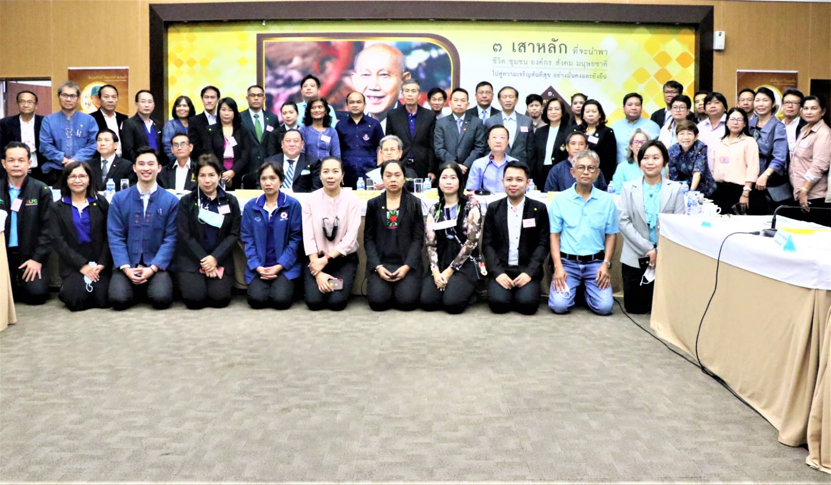 วุฒิสภา-ภาคีเครือข่ายฯ จัดเวทีเสวนาเรื่อง “พลเมืองกัมมันตะกับตำบลเข้มแข็ง”