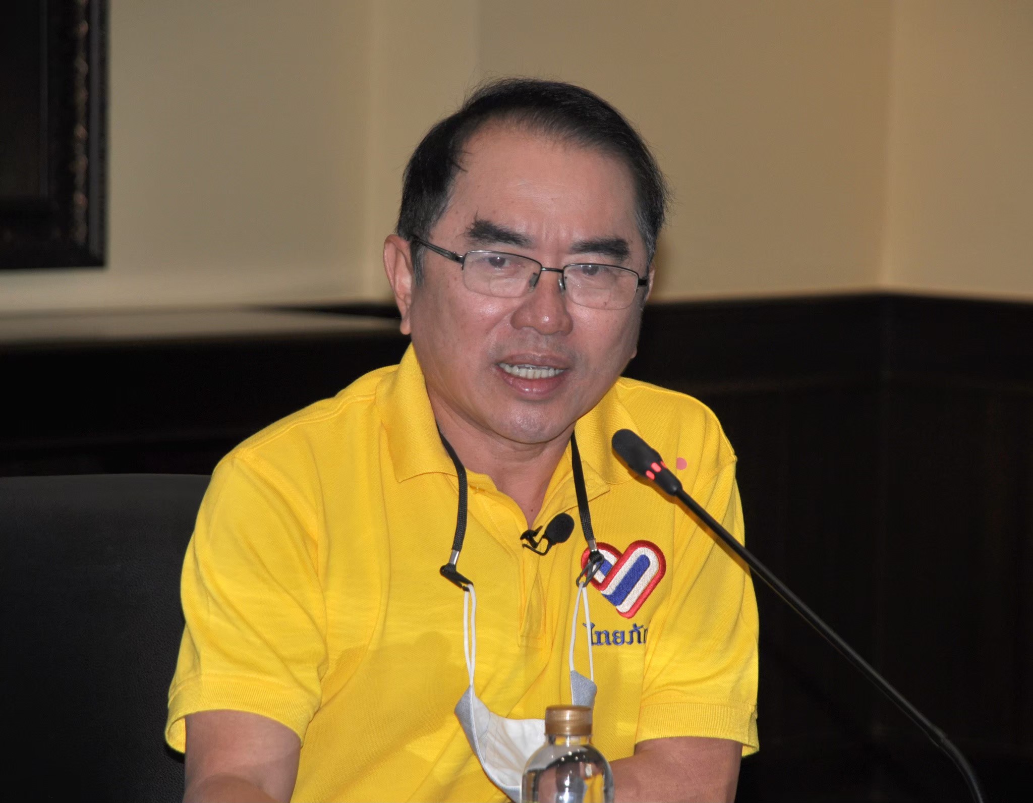 "หมอวรงค์" เผย "พระสยามเทวาธิราช" คุ้มครองประเทศ เชื่อแก้รธน.เดินต่อไม่ได้  ถ้าใครคิดทำลายบ้านเมือง 