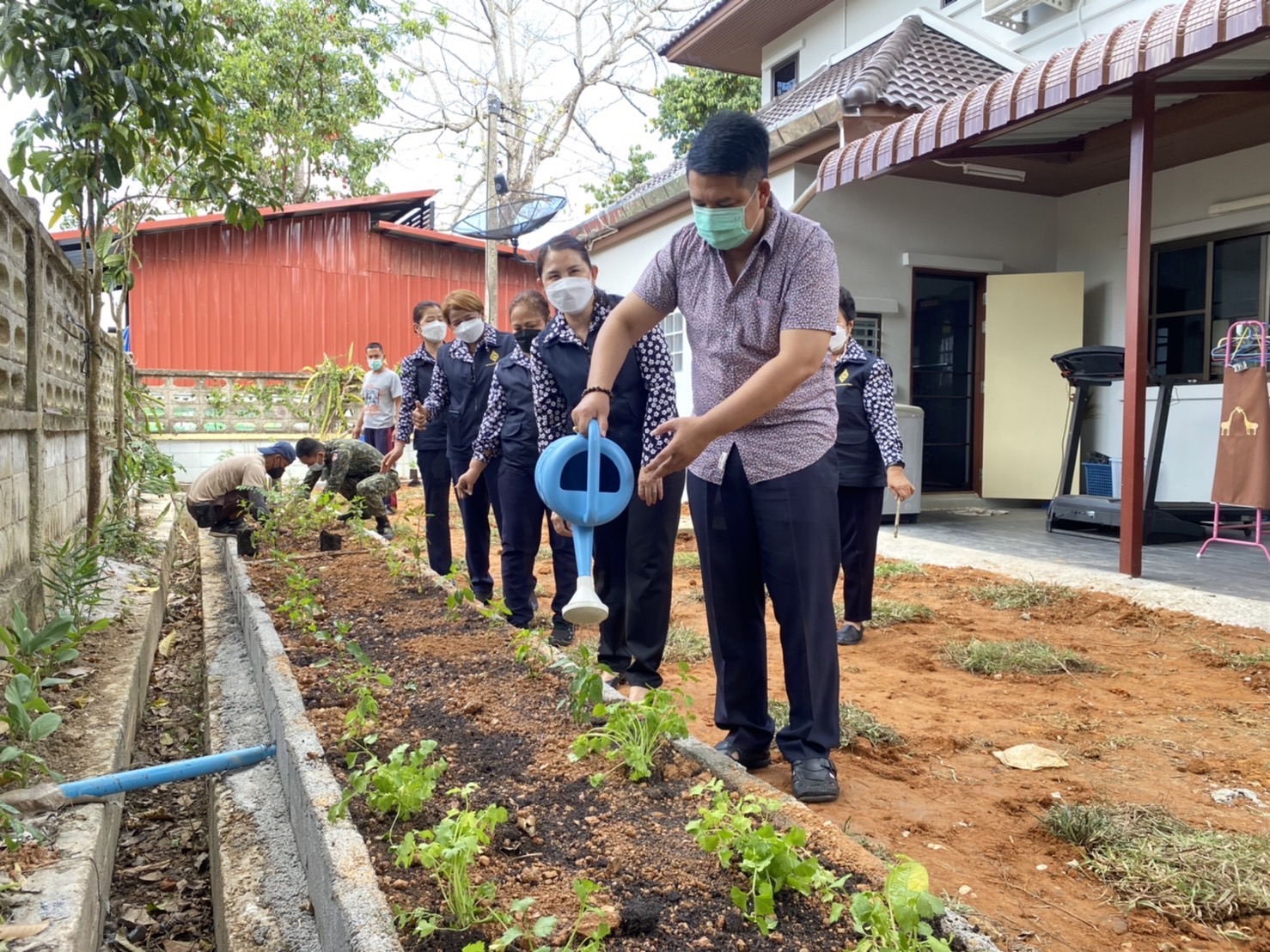 ยะลาน้อมนำแนวพระราชดำริสมเด็จพระกนิษฐาธิราชเจ้าฯ  จัดทำโครงการบ้านนี้มีรัก ปลูกผักกินเอง