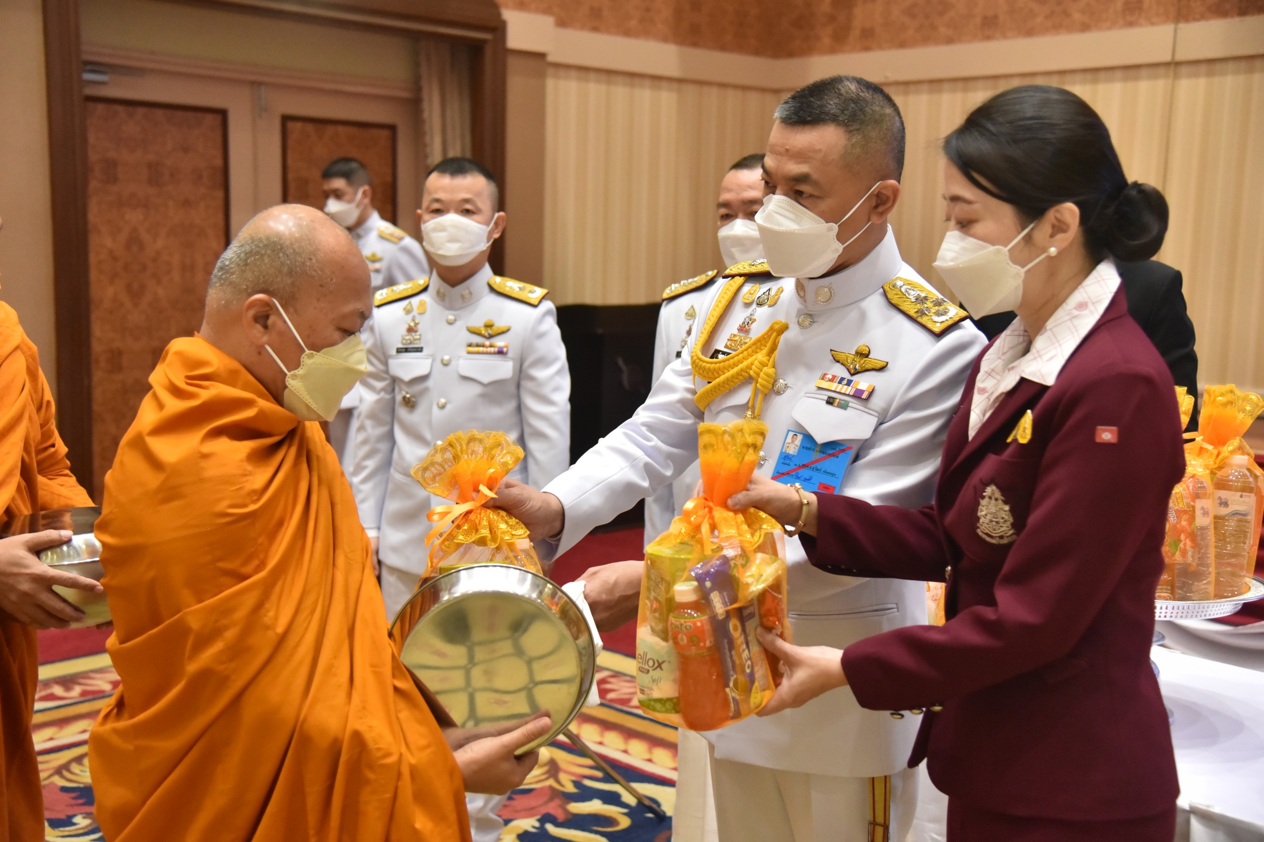 ตร.จัดพิธีบำเพ็ญกุศล เนื่องในวันคล้ายวันพระบรมราชสมภพ พระบาทสมเด็จพระบรมชนกาธิเบศร มหาภูมิพลอดุลยเดชมหาราช บรมนาถบพิตร 