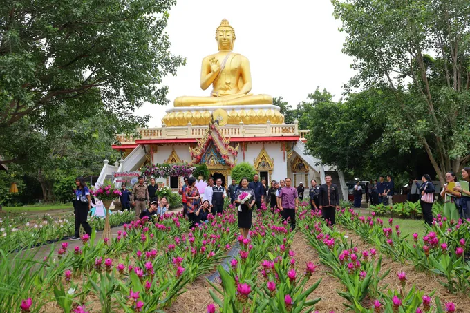 ร้อยเอ็ดเปิดงาน “นวัตกรรมสู่ชุมชน ทุ่งกุลาม่วนชื่น” ชูท่องเที่ยวบ่อพันขัน สร้างรายได้ยั่งยืน