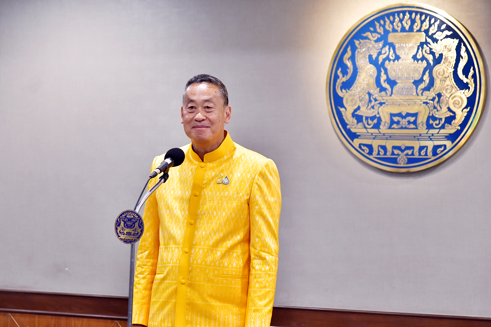 นายกฯเผยสั่งมท.-กทม. ทำความสะอาดบ้านเมือง เนื่องในโอกาสเฉลิมพระเกียรติ 72 พรรษา สมเด็จพระเจ้าอยู่หัว