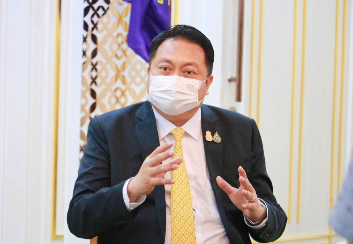 "รมว.เฮ้ง" ขานรับนโยบายเปิดประเทศ 1 พ.ย.64 เตรียมตำแหน่งงานว่างกว่า 2 แสนอัตรารอรับ