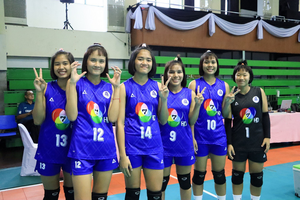 ครลบ 4 ทีมสุดท้าย ลูกยางหญิง-ชาย พร้อมรอบรองชนะเลิศ ศึก “วอลเลย์บอลนักเรียน แชมป์กีฬา 7HD 2026”