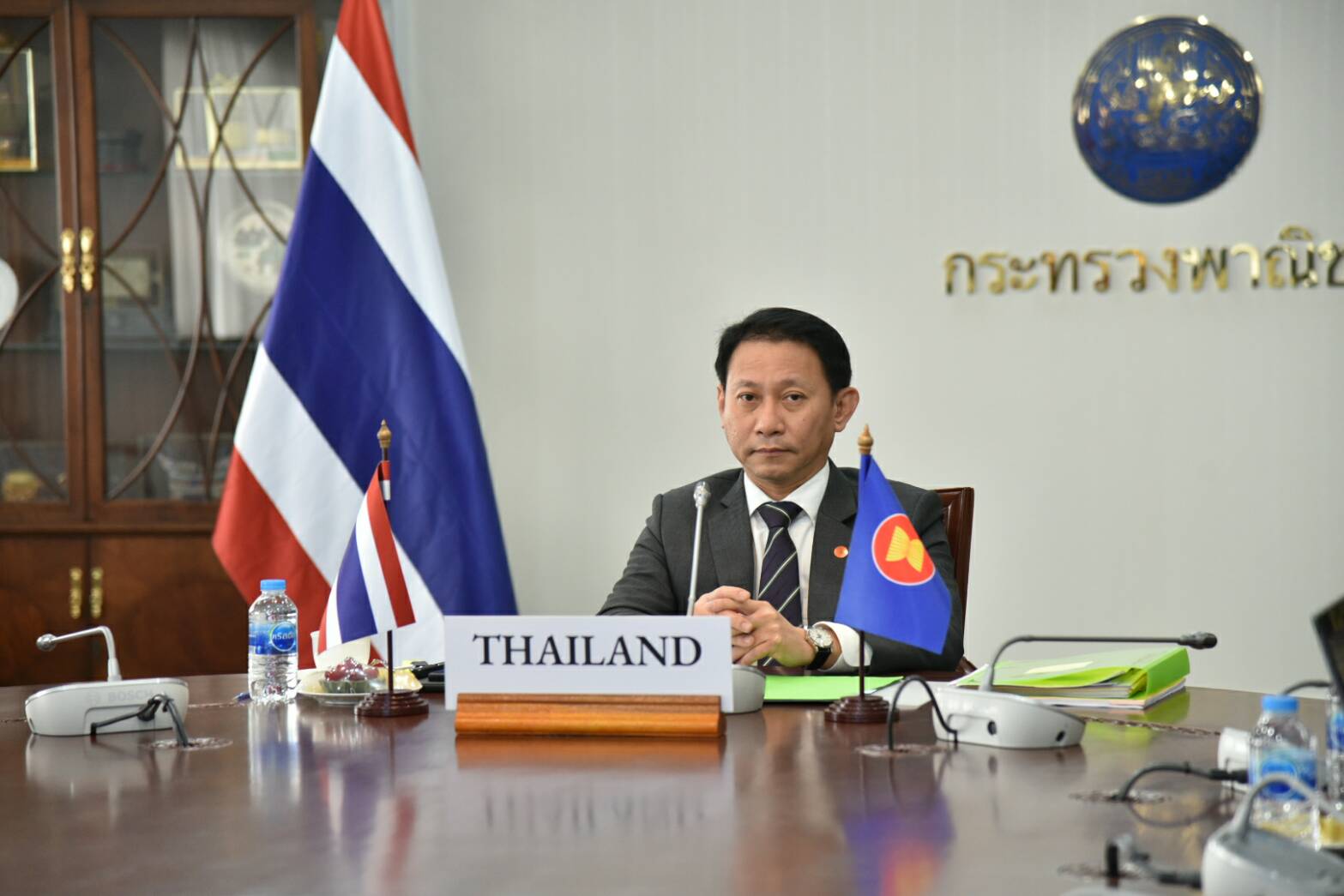 รัฐมนตรีเศรษฐกิจอาเซียน-จีน-ญี่ปุ่น-เกาหลี ผนึกกำลัง ฟื้น ศก.ภูมิภาค ชี้ RCEP ตัวแปรสำคัญสู้พิษโควิด-19