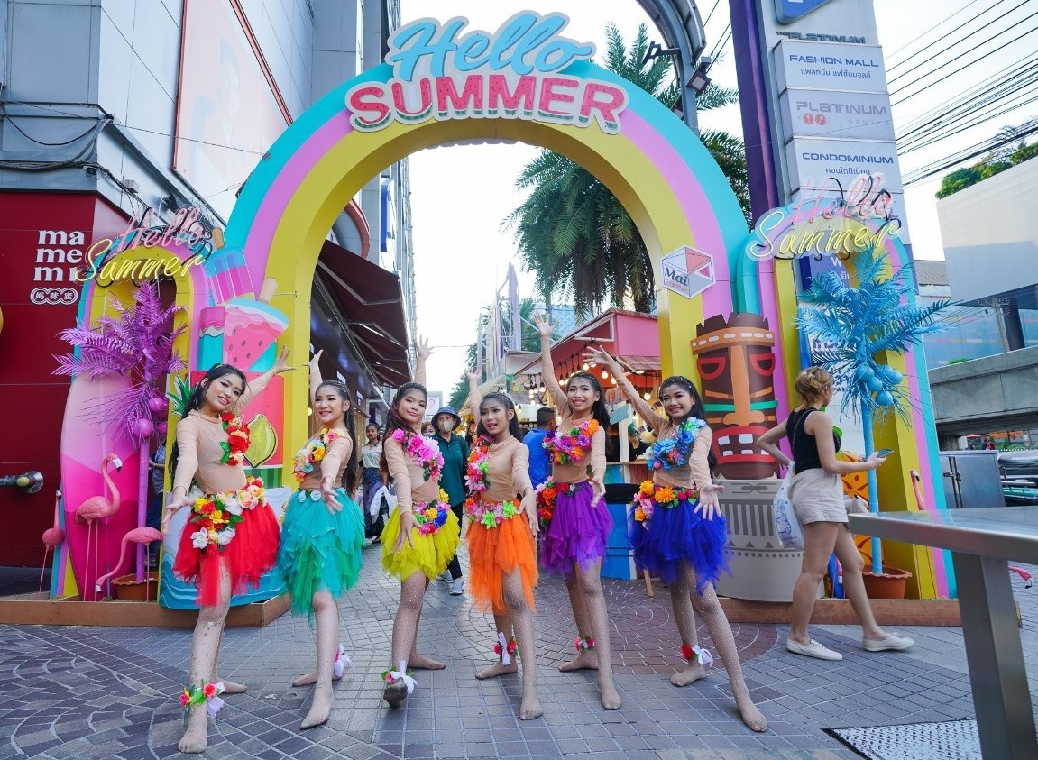 ศูนย์การค้าแพลทินัม ชวนช้อปปิ้งสุดหรรษาในงาน “Hello Summer” 