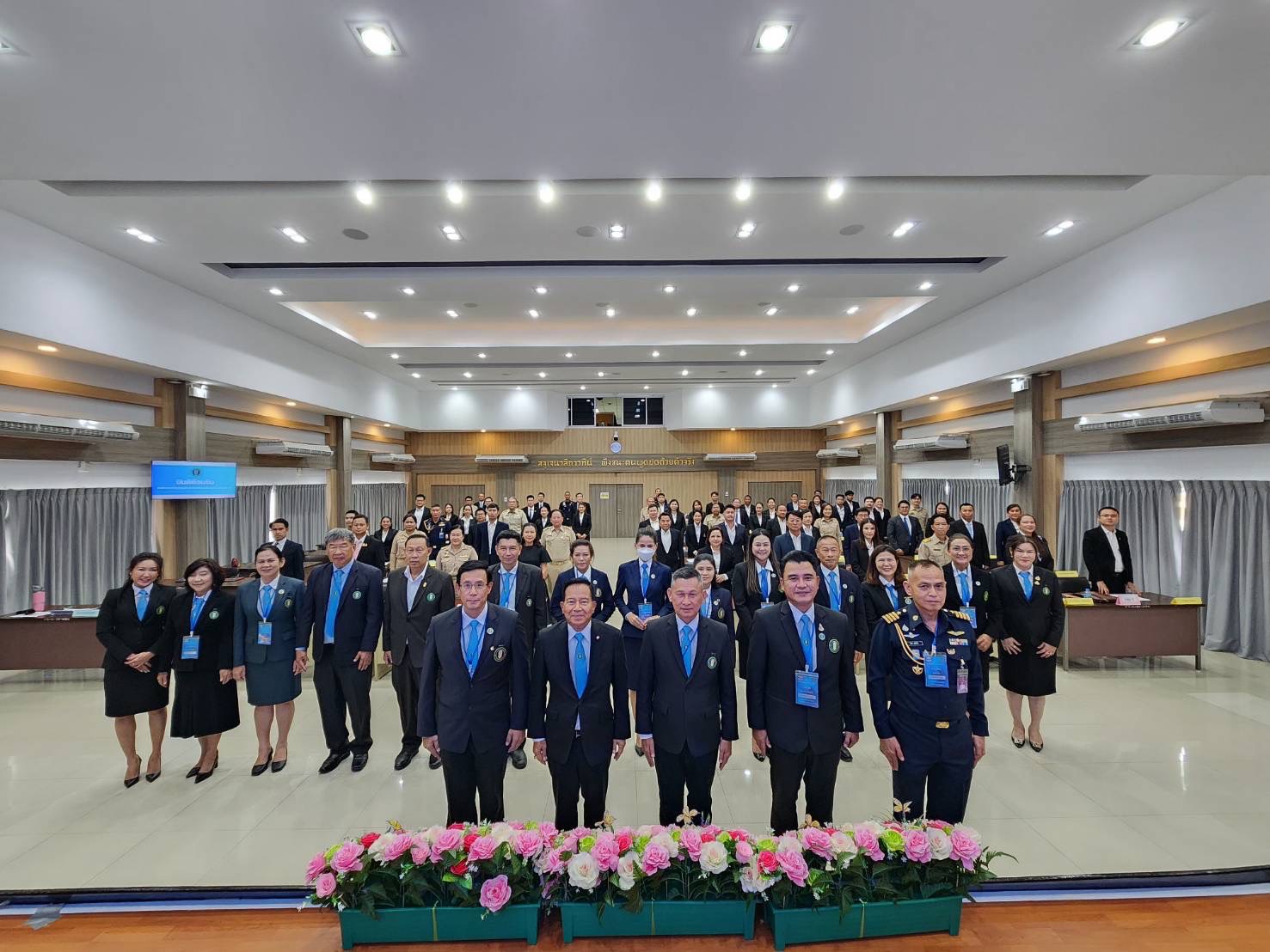 ผู้เข้าเรียนหลักสูตรผู้นำพอเพียงเพื่อความมั่นคง รุ่นที่ 17 รายงานตัว ที่สถาบันวิชาการป้องกันประเทศ