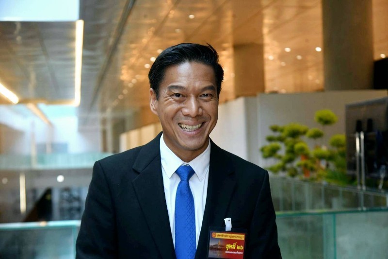 "กัณวีร์" เชียร์ "ก้าวไกล" ยึดเก้าอี้รองประธานสภาฯ เหตุทำงานได้เต็มที่กว่าผู้นำฝ่ายค้าน