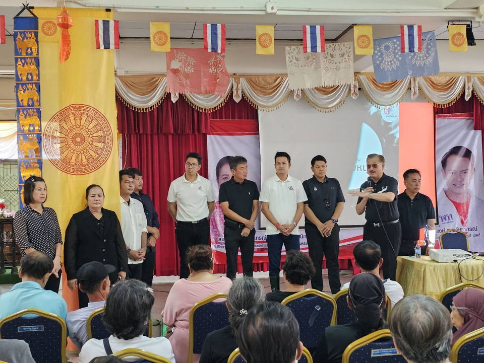หลายหมื่นครัวเรือนจมบาดาล! “จิรพงษ์” ยกย่องชาวนนท์ผู้เสียสละ ยอมให้น้ำท่วมบ้าน เพื่อปกป้องเขตเศรษฐกิจ โวยรัฐบาลมีเงินแต่ถูก "ระเบียบ" กีดกัน