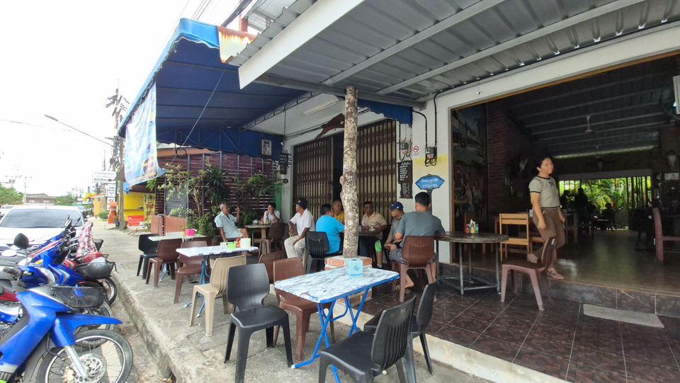 ยุบสภากะทันหันสะเทือนเศรษฐกิจสตูล! ร้านค้าเงียบ-ชาวบ้านหวั่นเงินเยียวยา-คนละครึ่งสะดุด