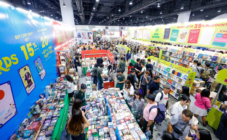  “Book Expo Thailand 2025” แรงทะลุโซเชียล! ผ่านไป3 วัน คนเข้างานทุบสถิติเพิ่มขึ้น 10% ยอดขายดีเกินคาด