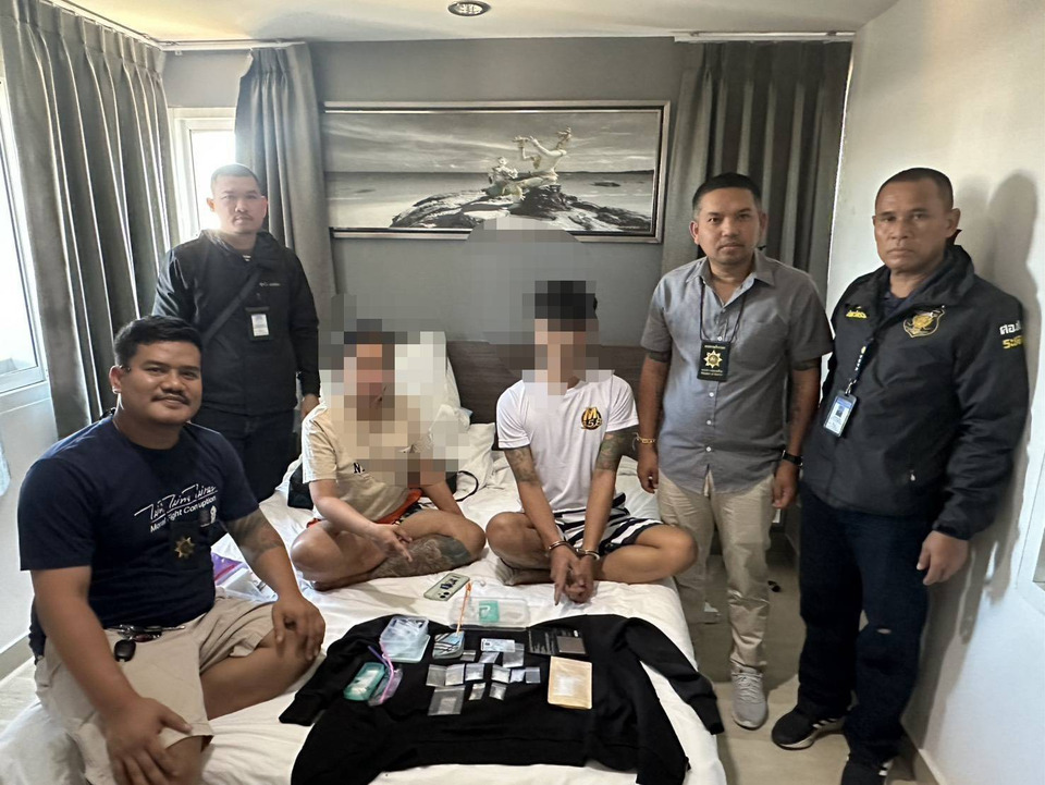 รวบซ้อบิว-แฟนหนุ่ม คาคอนโด เตรียมปล่อยยาใส่วัยรุ่น เพิ่งออกคุกไม่กี่เดือน