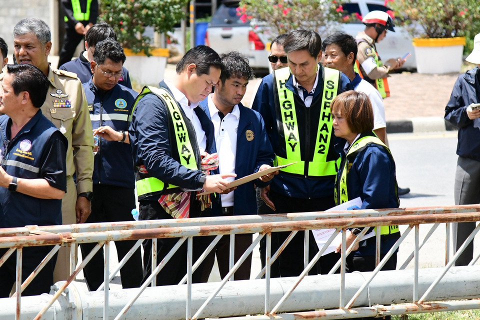 “สรรเพชญ” ลงพื้นที่เมื่องกาญฯ ตรวจโครงข่ายคมนาคม อัดงบแก้น้ำท่วม สร้างโอกาสทางศก.