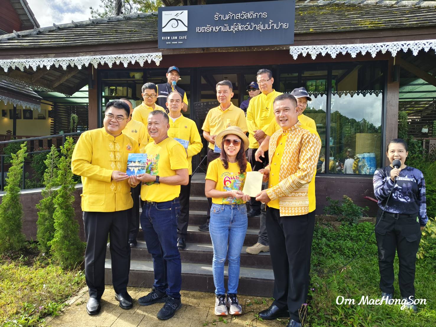 ผู้ว่าฯแม่ฮ่องสอนต้อนรับนักท่องเที่ยวจากคาราวานท่องเที่ยวเส้นทาง 6 แม่ส่งเสริมการท่องเที่ยวในช่วง Green Season
