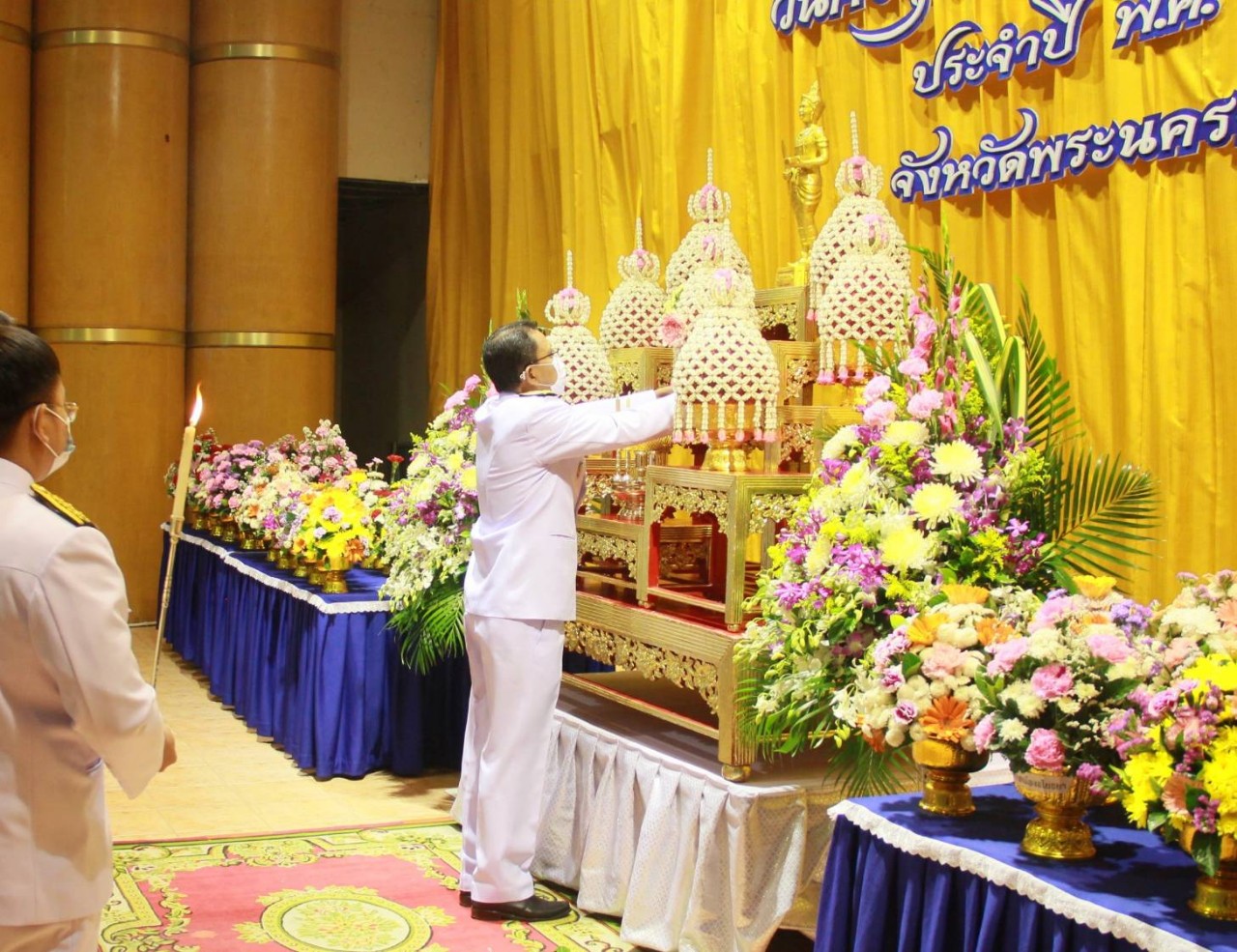 ผู้ว่าฯอยุธยานำพสกนิกรทุกหมู่เหล่า ร่วมพิธีถวายราชสักการะและถวายราชสดุดี​ เนื่องในวันพ่อขุนรามคำแหงมหาราช  