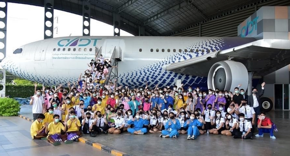 CADT DPU เปิดค่ายการบิน Youth Flying Club รุ่น 2 เผยหลังเปิดประเทศ ผู้ปกครองหนุนเด็กเข้าเรียนการบินเพิ่มขึ้น