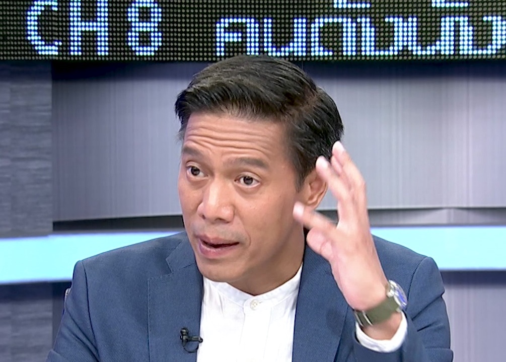 ยังไง! “กัณวีร์ สืบแสง” แฉ 2 ลุงยังอยู่ ขอประชาชนรออีก 8 เดือน 