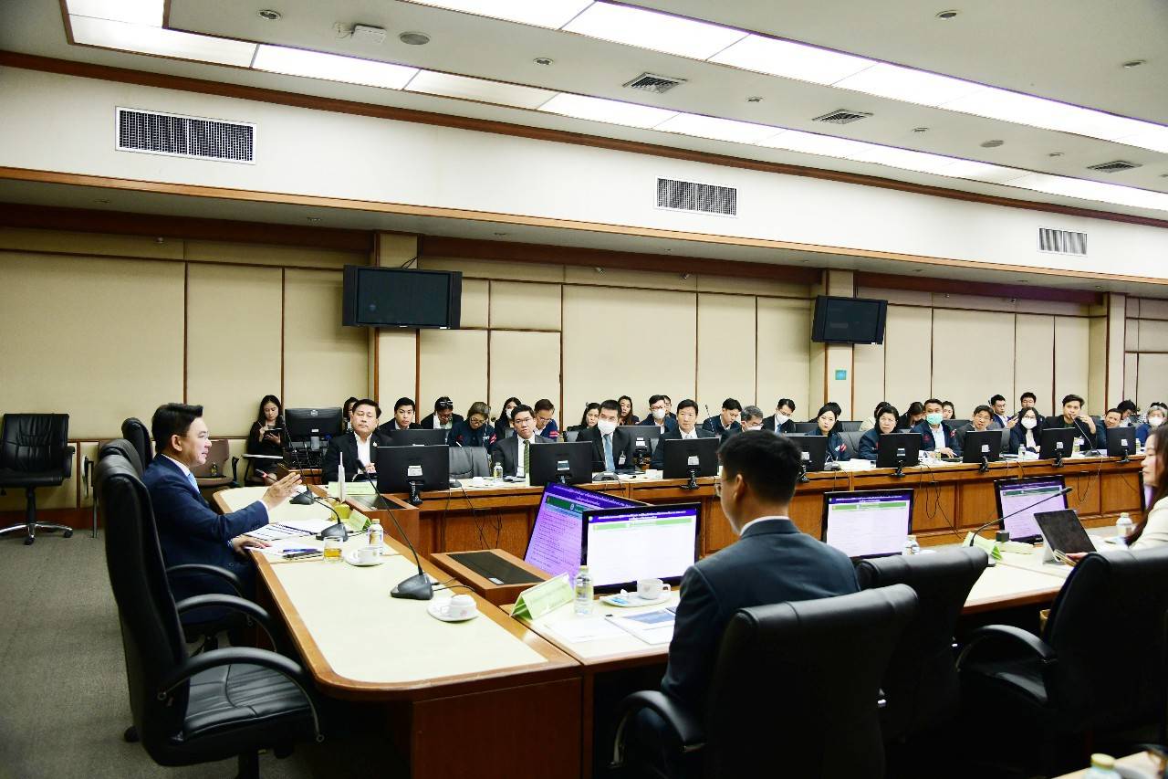 "รองปลัดฯสรพงศ์" ติดตามแผนฟื้นฟูของรถไฟ ครั้งที่ 1/67