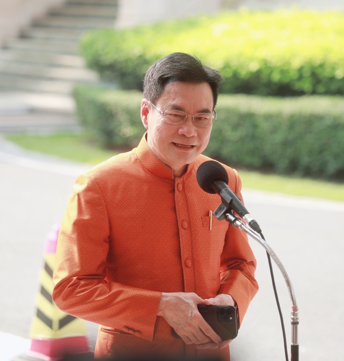 “จุรินทร์” เผย “ชัยชนะ” เตรียมเข้าขอโทษ อธิการบดี ม.ทักษิณวันนี้ ยัน ไม่มีเจตนาด้อยค่า