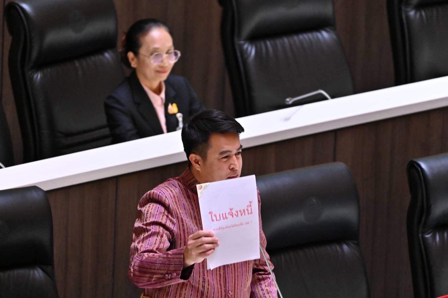 "ชัชวาล" ทวงบุญคุณโหวต "นายกฯ” วางบิลใบแจ้งหนี้เร่งแก้น้ำประปาไร้คุณภาพให้ชาวร้อยเอ็ดด้วย
