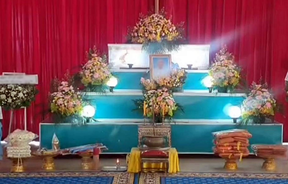 ลูกสาวเล่านาที “รพ.” ให้พ่อถอนฟัน 12 ซี่ จนเลือดไหลไม่หยุด ก่อนเสียชีวิต