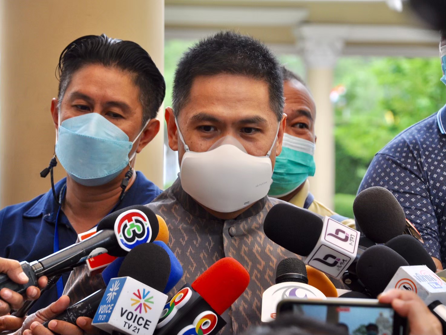 "วราวุธ" ยืนยันที่ดิน "ทิดสมปอง" อ.คอนสาร ชัยภูมิ บุกรุกป่าสงวนแน่นอน ลั่นไม่สนเป็นใครทำตามกฎหมายหมด