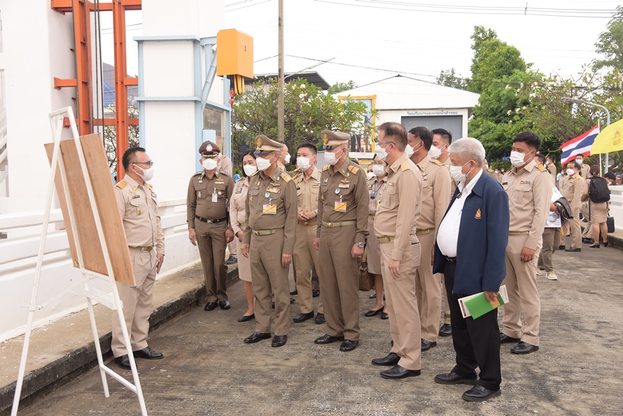 องคมนตรีติดตามบริหารจัดการน้ำประตูระบายน้ำคลองลัดโพธิ์ฯ จ.สมุทรปราการ