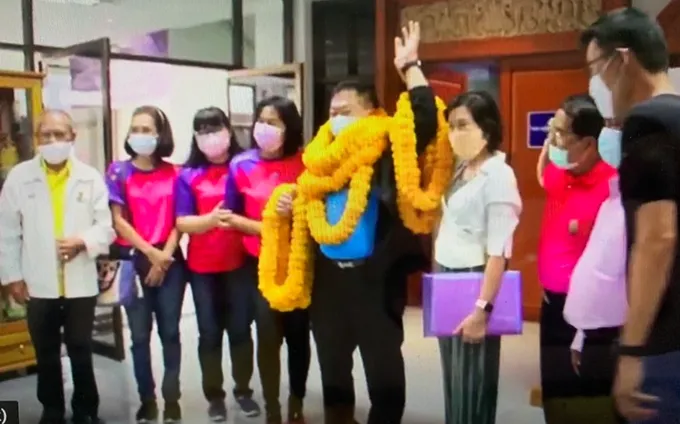 สมัครนายกเทศมนตรี-สท.เมืองศรีสะเกษ วันแรก "ฉัตรมงคล  อังคสกุลเกียรติ" อดีตนายกฯ 8 สมัย ยังไร้คู่แข่ง